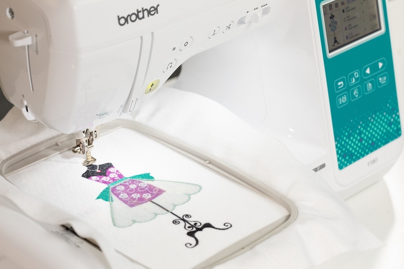 brother-innov-is-f580-sewing-and-embroidery-machine_9_large